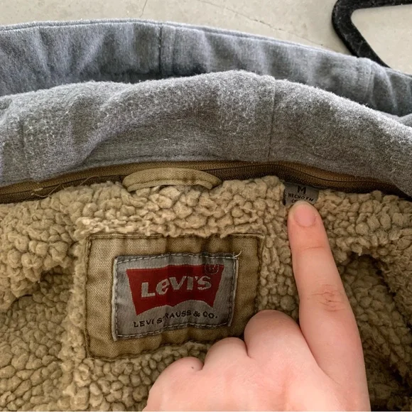 Levi’s Hooded Cotton Canvas Military Trucker Jacket Tan Work Outdoor Layered M - Picture 10 of 16